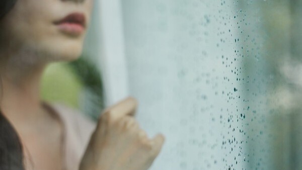 장마철 관절통 심해지면 실내 온도·습도 점검해 보세요