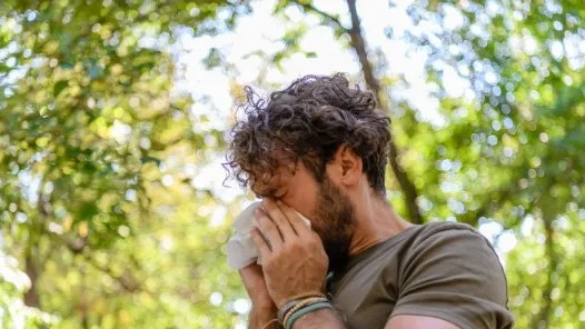 Longer exposure, more pollen: climate change worsens allergies
